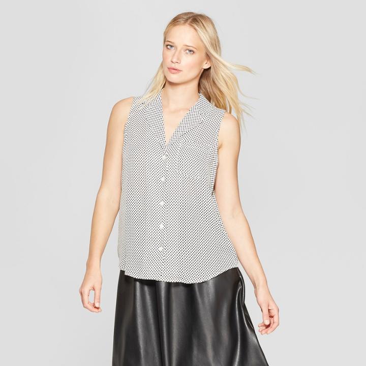 Women's Polka Dot Sleeveless Button-up Front Pocket Top - Who What Wear White