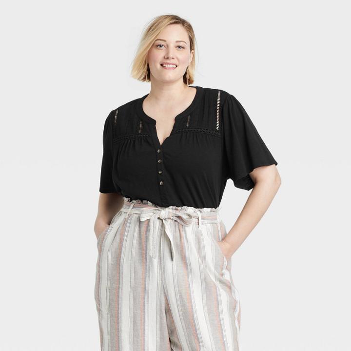 Women's Plus Size Short Sleeve V-neck Eyelet Henley Shirt - Knox Rose Black