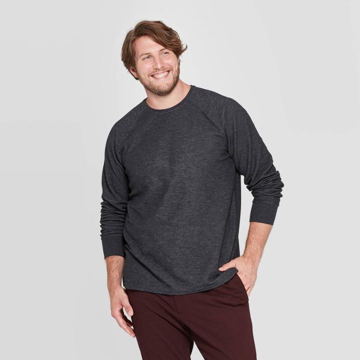 Men's Big & Tall Standard Fit Long Sleeve Textured Crew Neck T-shirt - Goodfellow & Co Thundering Gray