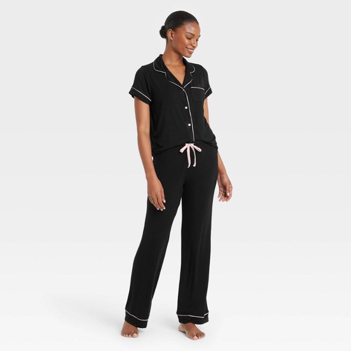 Women's Beautifully Soft Short Sleeve Notch Collar Top And Pants Pajama Set - Stars Above Black