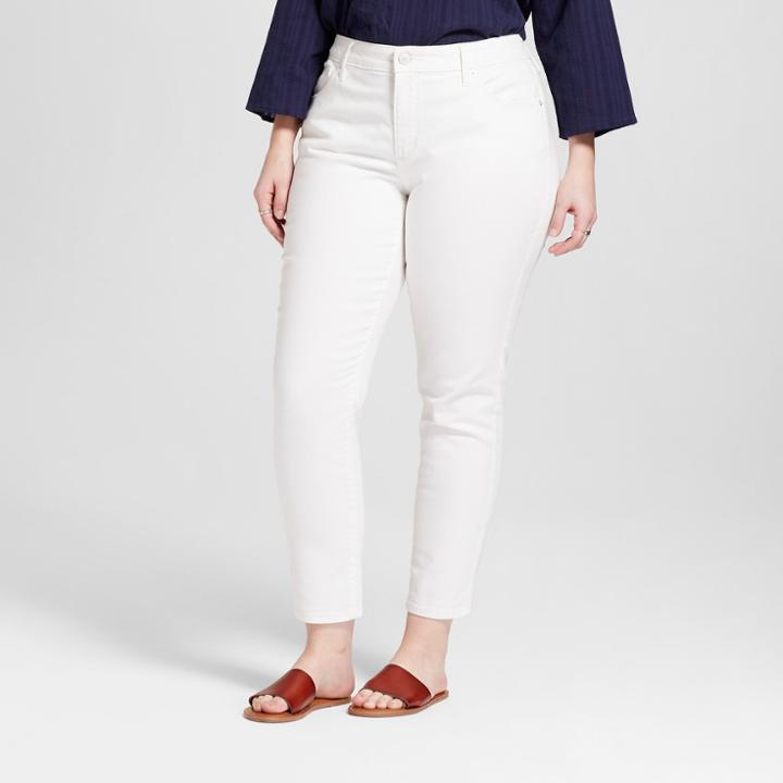 Women's Plus Size Mid Skinny Jeans - Universal Thread White