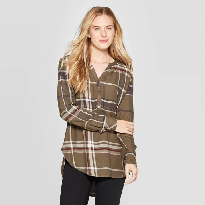 Women's Plaid Long Sleeve V-neck Rayon Twill Tunic - Universal Thread Green