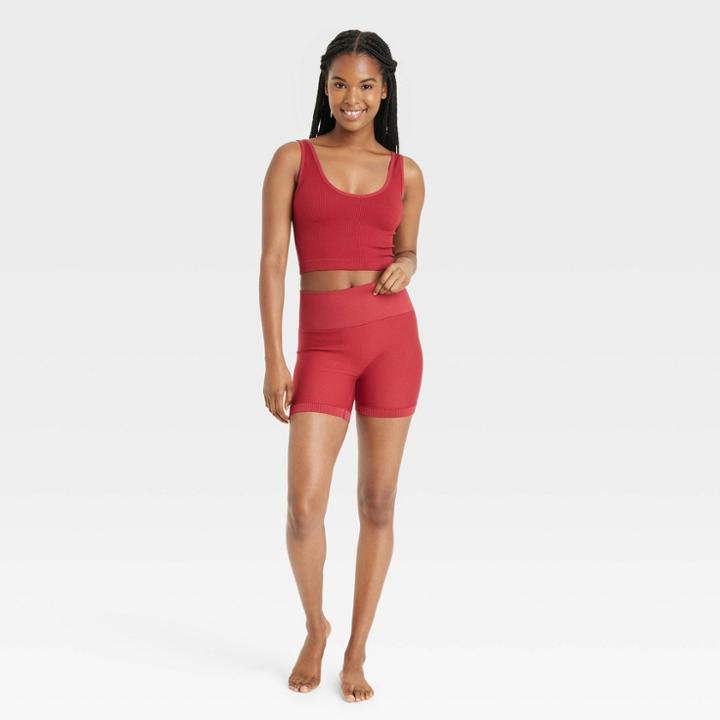 Women's Seamless Reversible Neckline Tank Top - Colsie Red