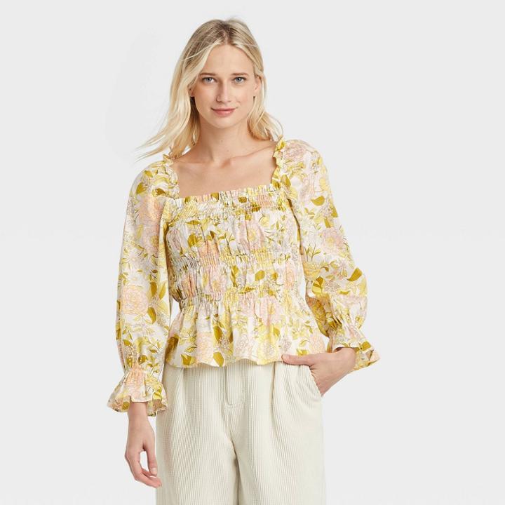 Women's Balloon 3/4 Sleeve Smocked Peplum Top - Who What Wear Beige Floral