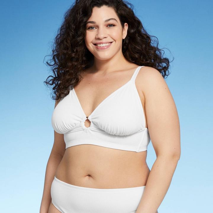 Juniors' Plus Size Ribbed Ring Front Triangle Bikini Top - Xhilaration White X