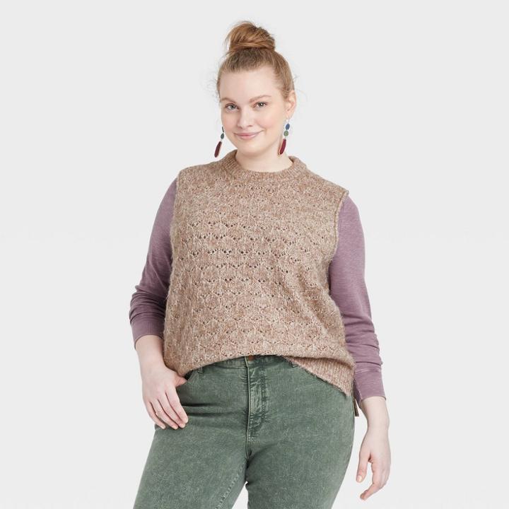 Women's Plus Size Crewneck Sweater Vest - Universal Thread Taupe