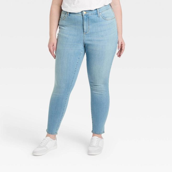 Women's Plus Size Mid-rise Curvy Fit Skinny Jeans - Universal Thread