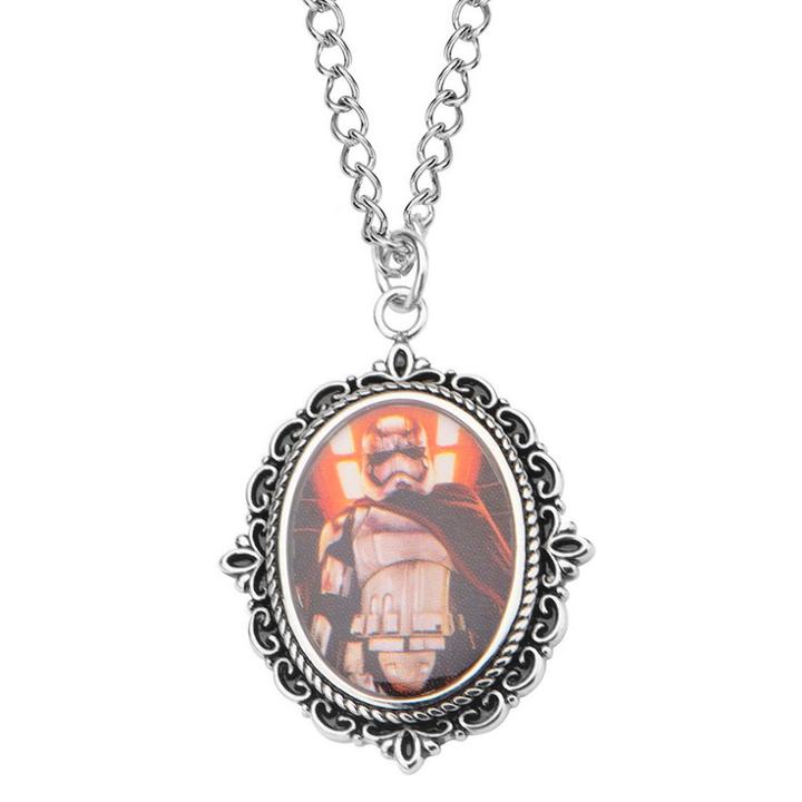 Women's Star Wars The Force Awakens Episode 7 Captain Phasma Graphic Stainless Steel Cameo Pendant With Chain