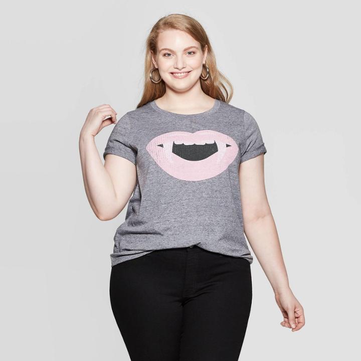 Grayson Threads Women's Fangs Short Sleeve Plus Size Graphic T-shirt (juniors') - Gray