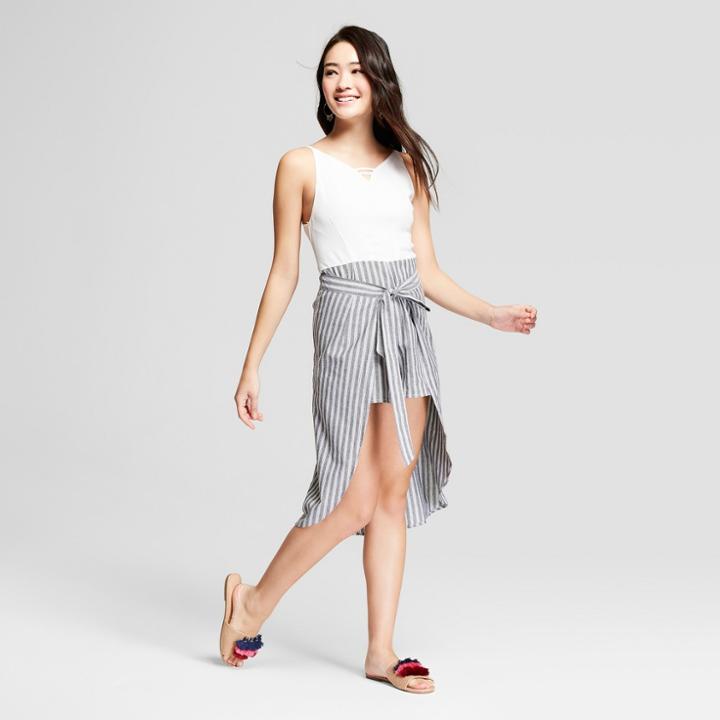 Women's Striped Tie Front Walk Through Romper - Love @ First Sight (juniors') White