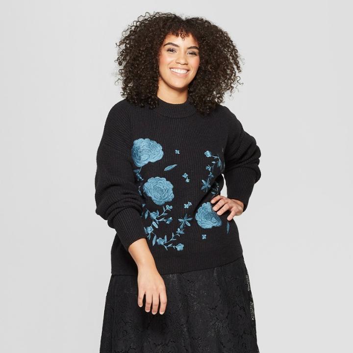 Women's Plus Size Long Sleeve Crew Neck Embroidered Sweater - Who What Wear Black