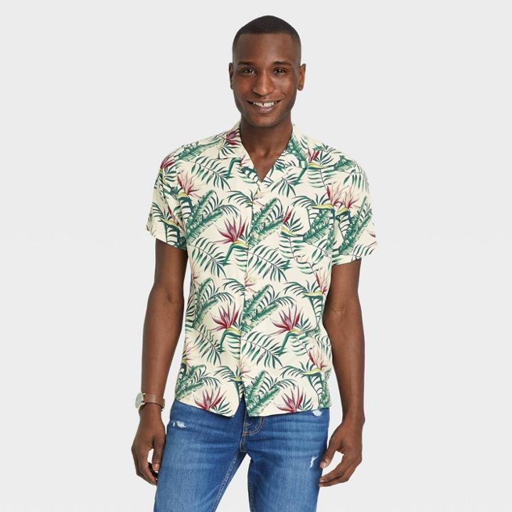 Men's Printed Standard Fit Short Sleeve Button-down Shirt - Goodfellow & Co Forrest Green/tree