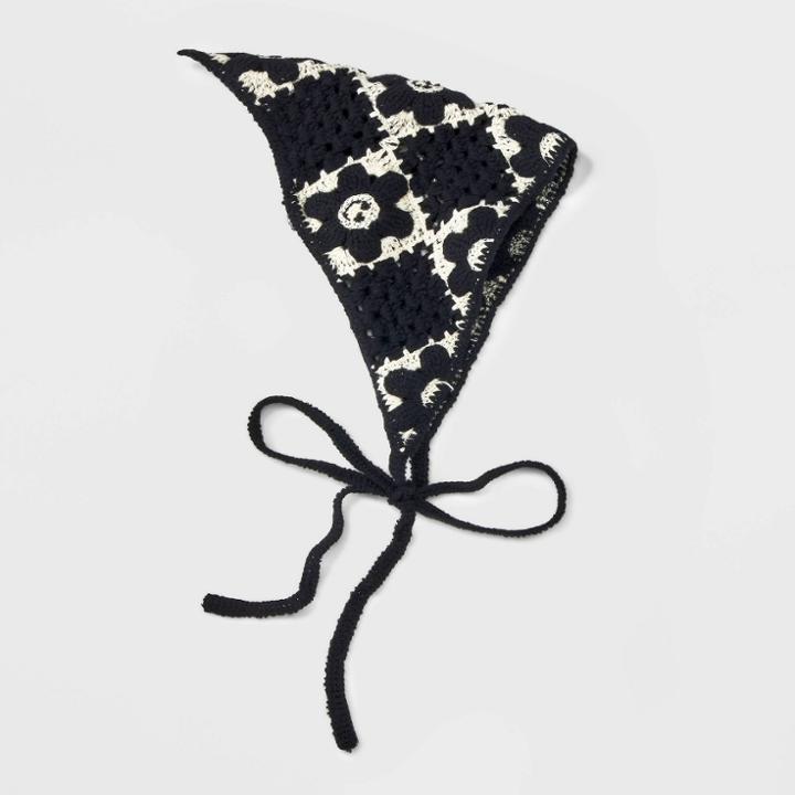 Smiley Face Crochet Headscarf - Wild Fable Black/white