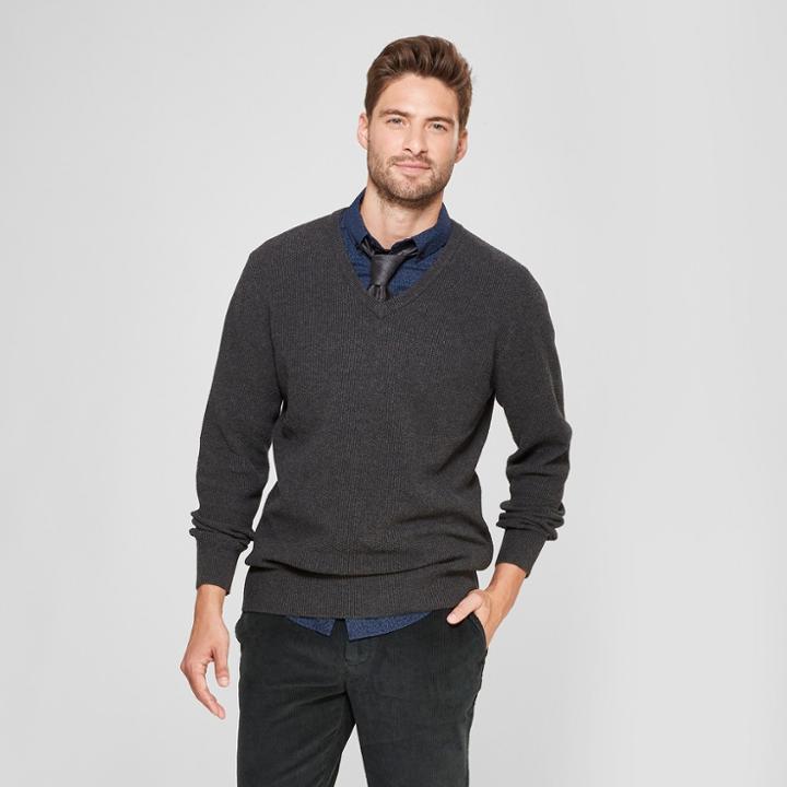 Men's Long Sleeve Long Sleeve V-neck Sweater - Goodfellow & Co Medium Heather Gray