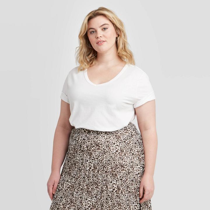 Women's Plus Size Short Sleeve V-neck Slim Fit T-shirt - Ava & Viv White 1x, Women's,