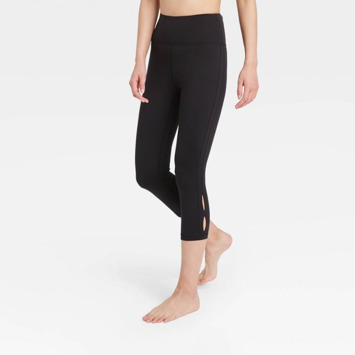 Women's High-rise Capri Leggings - Joylab Black