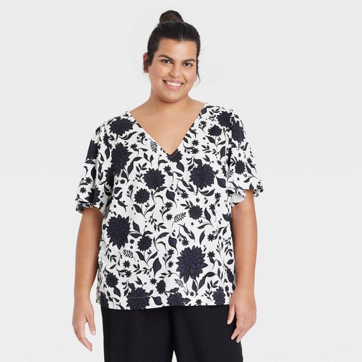 Women's Plus Size Short Sleeve Blouse - Ava & Viv Black Floral