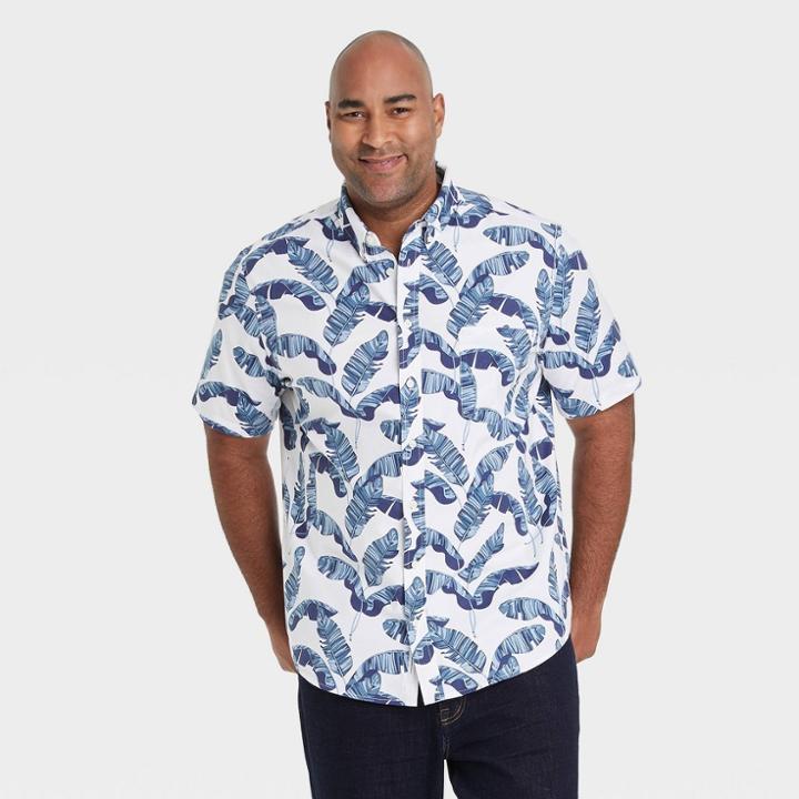 Men's Big & Tall Printed Standard Fit Stretch Poplin Short Sleeve Button-down Shirt - Goodfellow & Co Natural White