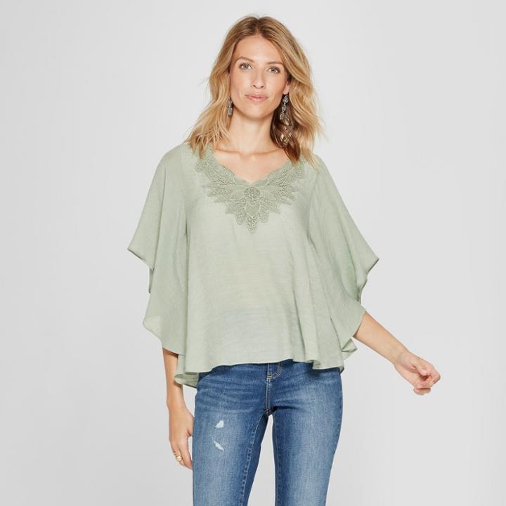 Women's Sleeveless Crochet Detail Poncho Blouse - Spenser Jeremy - Green