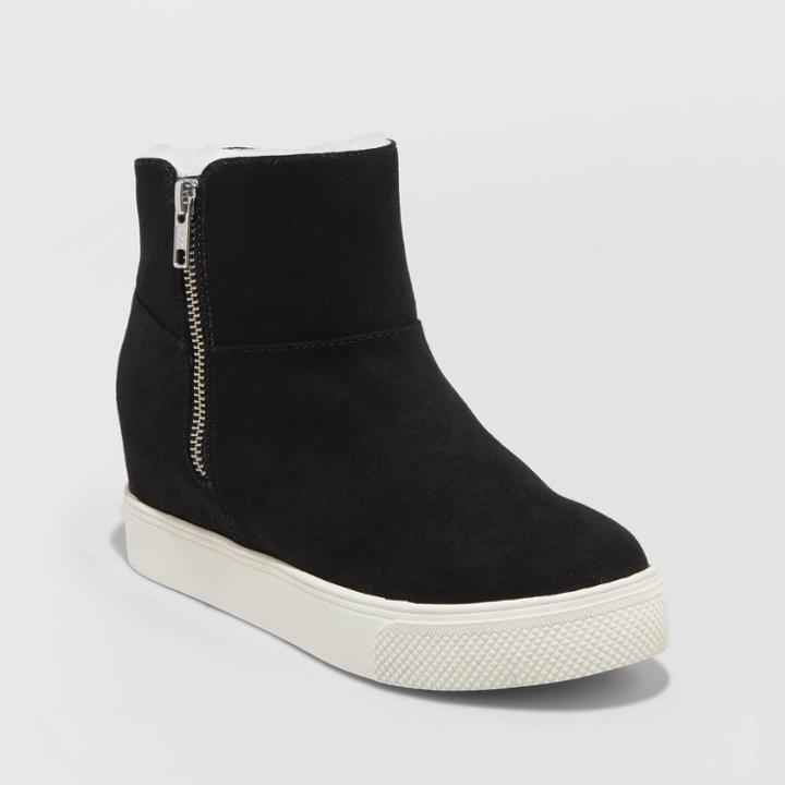 Women's Sheryl Microsuede Sherpa Lined Wedge Fashion Boots - Universal Thread Black