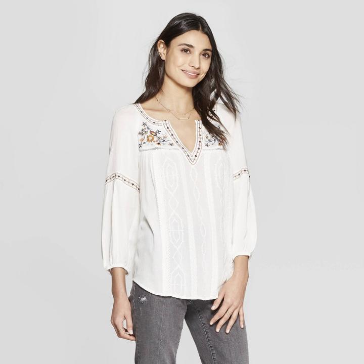 Women's Short Sleeve V-neck Embroidered Blouse - Knox Rose White