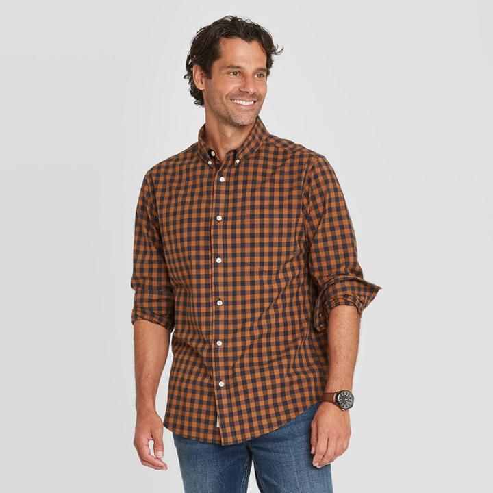 Men's Standard Fit Long Sleeve Poplin Button-down Shirt - Goodfellow & Co Gold