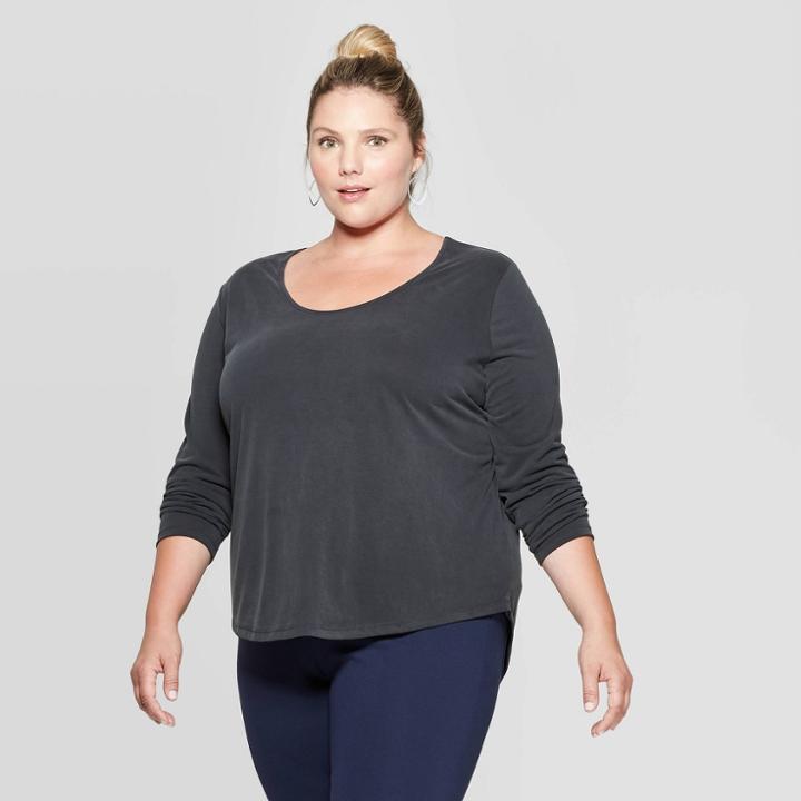 Women's Plus Size Long Sleeve Scoop Neck Sandwash Top - Ava & Viv Black