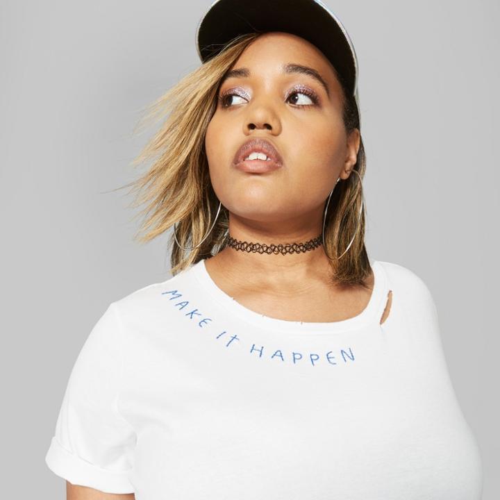 Women's Plus Size Short Sleeve Embroidered Collar Distressed T-shirt - Wild Fable White