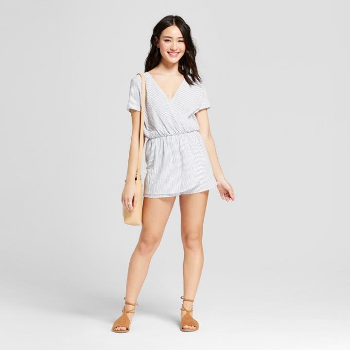 Women's Pinstripe Short Sleeve V-neck Romper - Le Kate (juniors') Blue