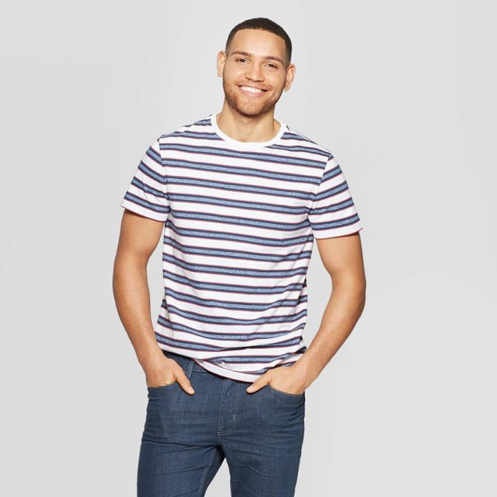 Men's Standard Fit Novelty Graphic T-shirt - Goodfellow & Co Red Velvet