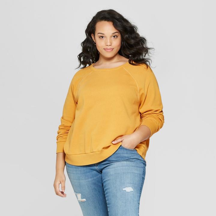 Women's Plus Size Long Sleeve Crew Neck Sweatshirt - Universal Thread Gold