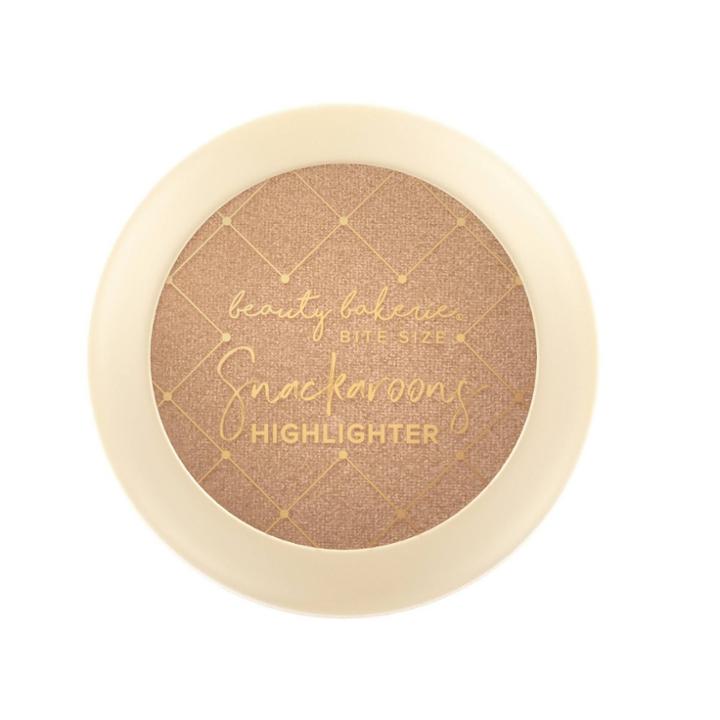 Beauty Bakerie Bite Size Snackaroons Highlighter - Worth The Whisk