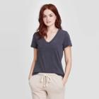 Women's Relaxed Fit Short Sleeve V-neck T-shirt - Universal Thread Black
