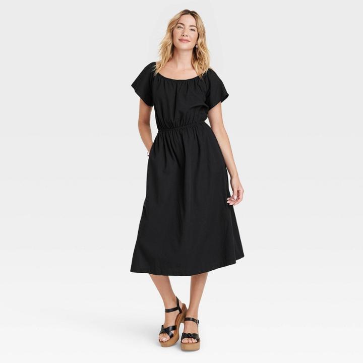 Women's Short Sleeve Back Cut Out Dress - Universal Thread Black