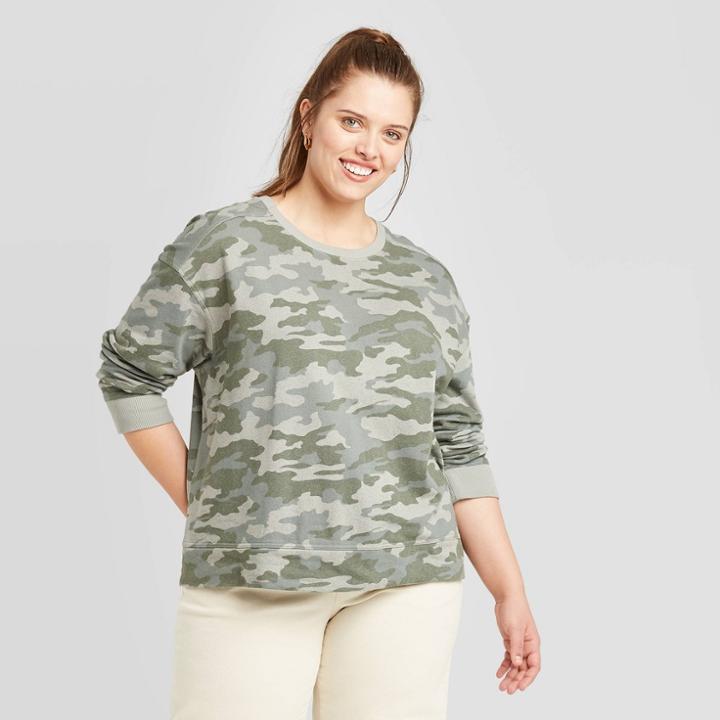 Women's Plus Size Camo Print Crewneck Sweatshirt - Universal Thread Green 1x, Women's,
