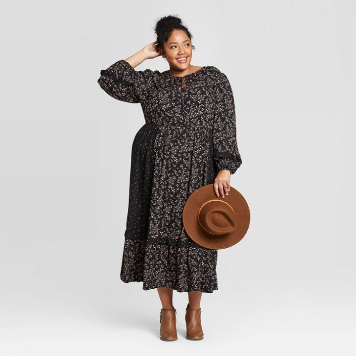 Women's Plus Size Floral Print Long Sleeve V-neck Midi Dress - Universal Thread Black 1x, Women's,