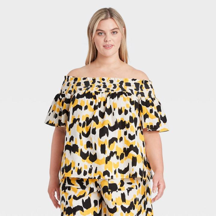 Women's Plus Size Short Sleeve Smocked Bardot Top - Who What Wear White Geometric Print
