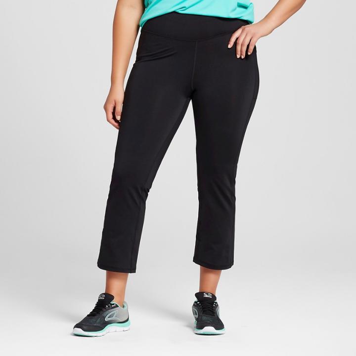 Women's Plus-size Embrace Crop Flare Capri - C9 Champion Black