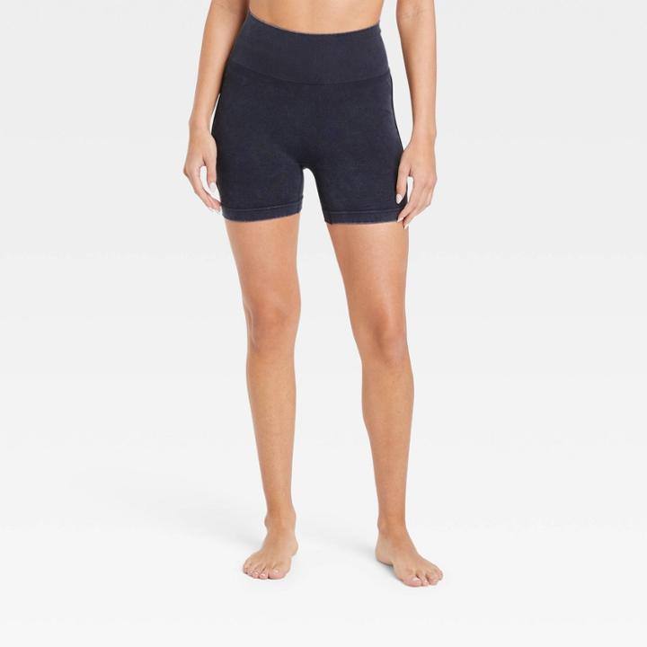 Women's High-rise Seamless Shorts 4 - Joylab Black