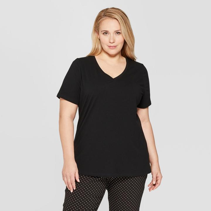 Women's Plus Size Short Sleeve V-neck Essential T-shirt - Ava & Viv Black
