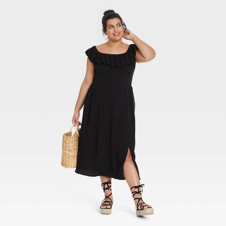 Women's Plus Size Ruffle Short Sleeve Side Slit Dress - Ava & Viv Black