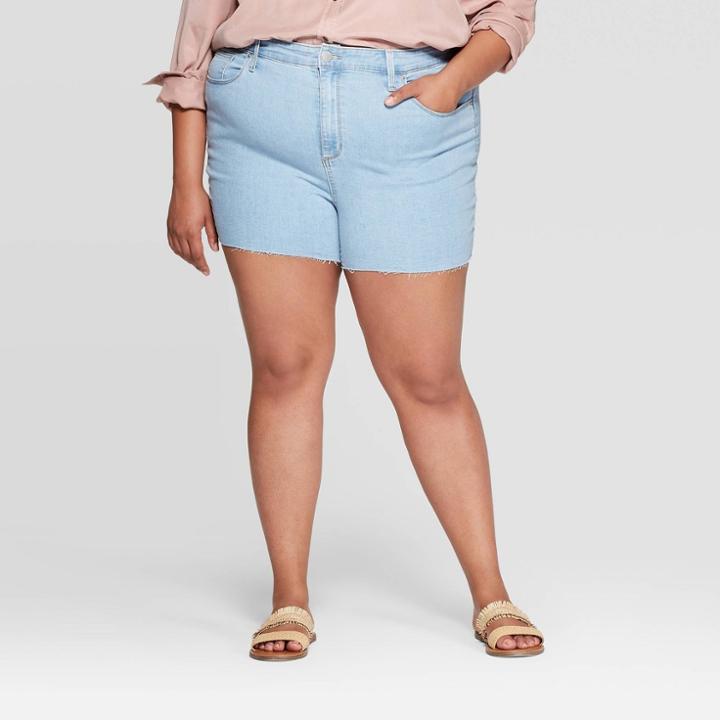 Women's Plus Size Mid-rise Jean Shorts - Universal Thread Light Wash