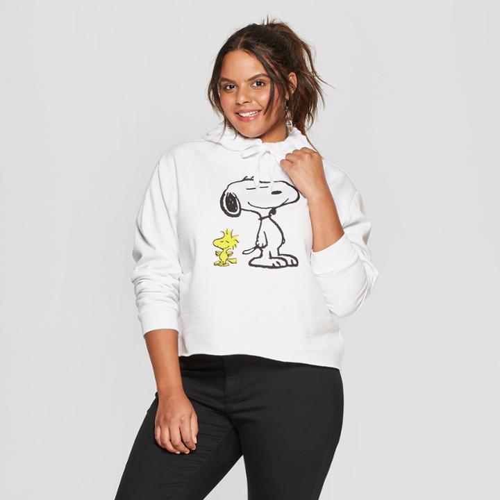 Freeze Women's Plus Size Snoopy Sweatshirt - White