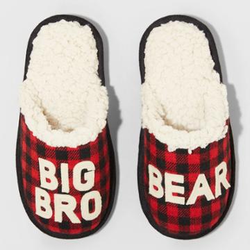 Boys' Family Sleep Big Bro Bear Slippers - Wondershop Red