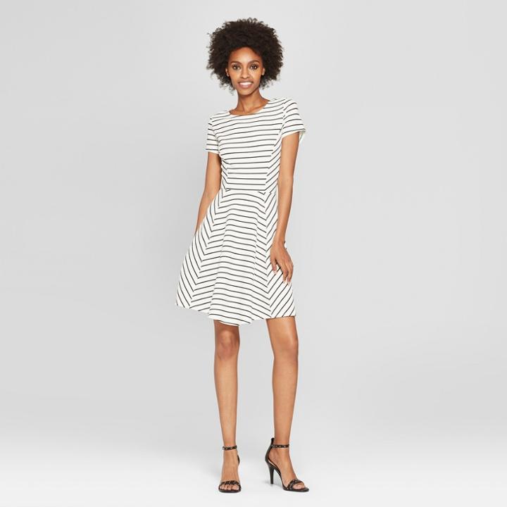 Eclair Women's Striped Short Sleeve Dress - Clair White/black