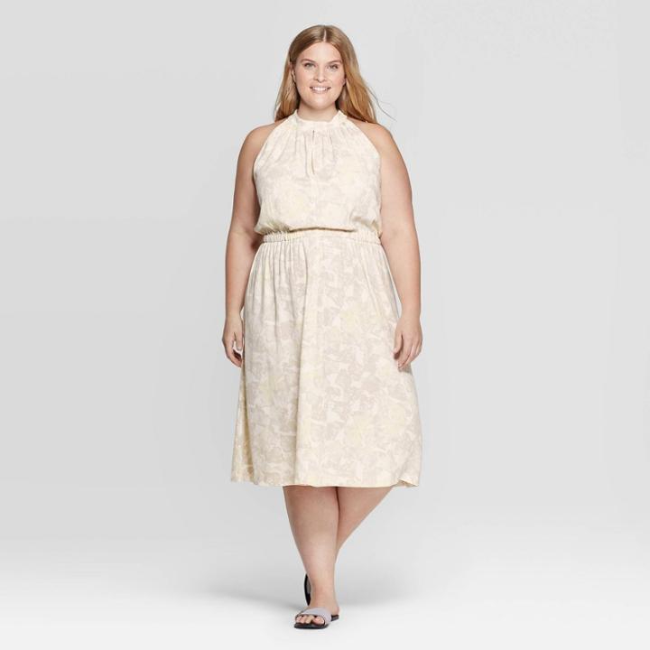 Women's Plus Size Printed Sleeveless Halter Neck Shirred Midi Dress - Prologue Cream