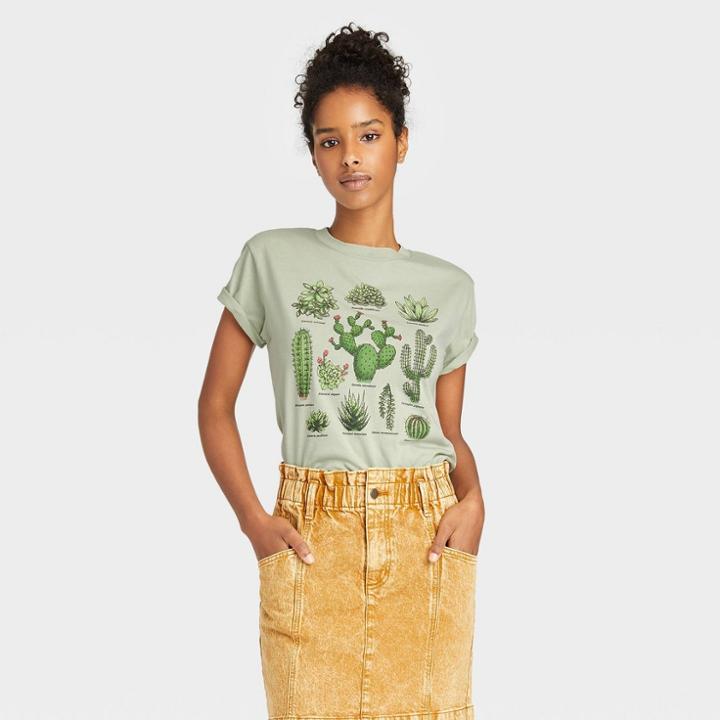 Fifth Sun Women's Cactus Grid Short Sleeve Graphic T-shirt - Green