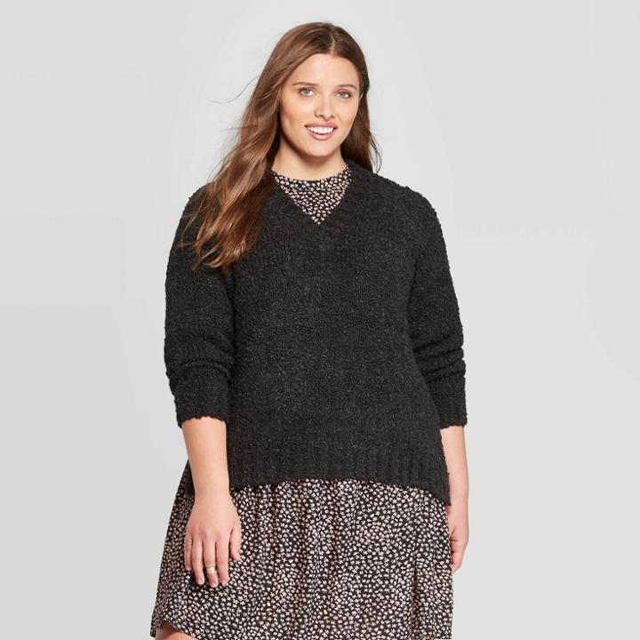 Women's Plus Size Long Sleeve V-neck Boucle Pullover Sweater - Universal Thread Black