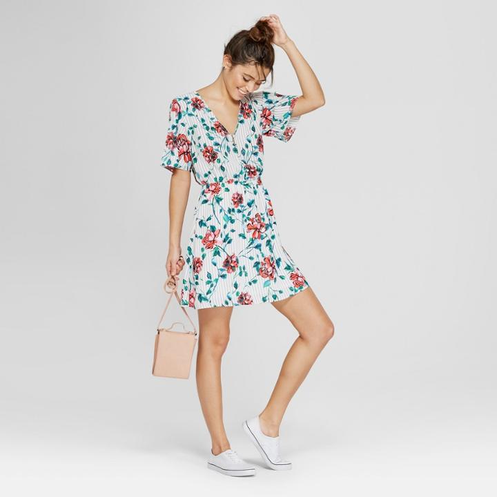 Women's Floral Print Short Sleeve Tie Front Dress - Le Kate (juniors') Ivory