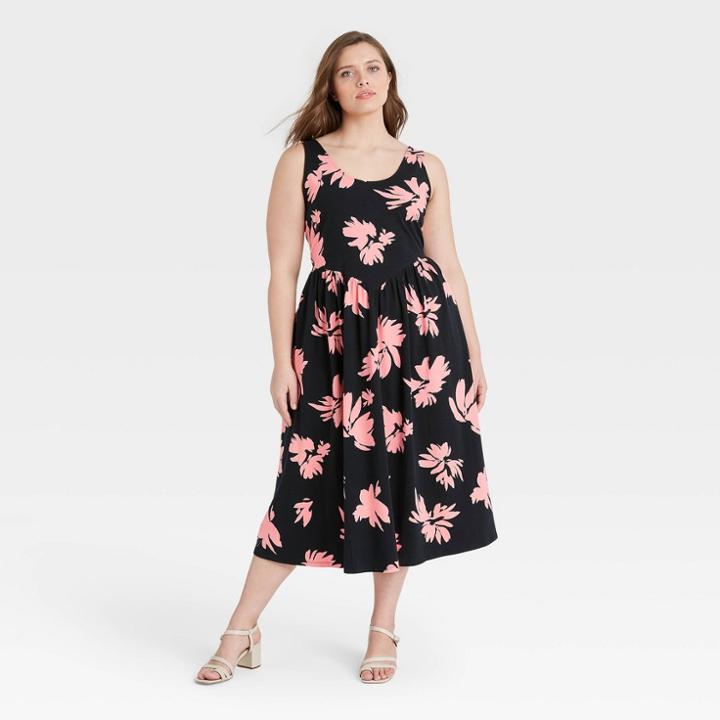 Women's Plus Size Floral Print Sleeveless Dress - Who What Wear Black Basin